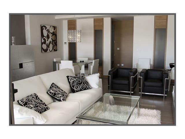 3 bedroom Townhouse for sale in Arenales del Sol, Elche / Elx with garage - € 680,000 (Ref: 9296147)