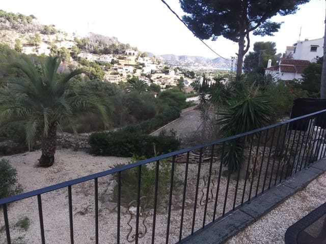 5 soverom Villa til salgs i Benissa med garasje - € 565 000 (Ref: 9974429)