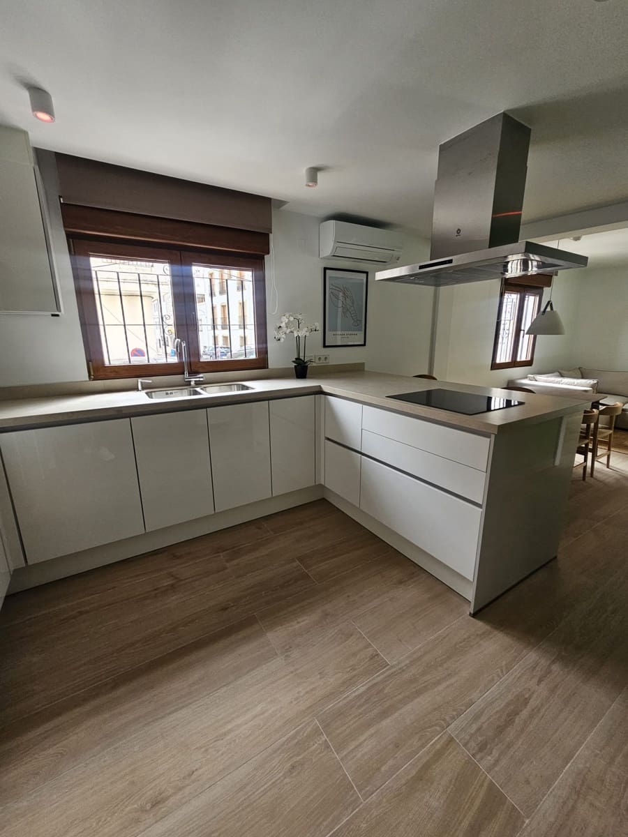5 sypialnia Dom do wynajęcia w Benissa - 1 700 € (Ref: 9995376)
