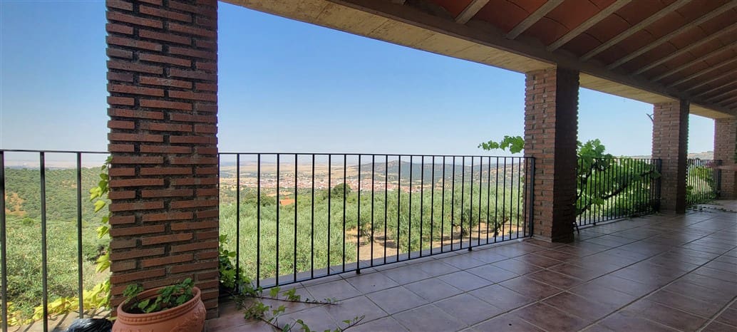 3 soveværelse Finca/Landehus til leje i Madronera med swimmingpool garage - € 1.200 (Ref: 10078929)