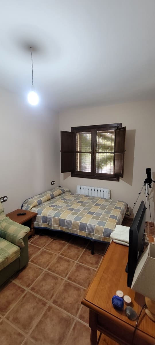 3 bedroom Finca/Country House for rent in Madronera with pool garage - € 1,200 (Ref: 10078929)