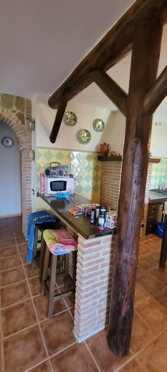 3 bedroom Finca/Country House for rent in Madronera with pool garage - € 1,200 (Ref: 10078929)