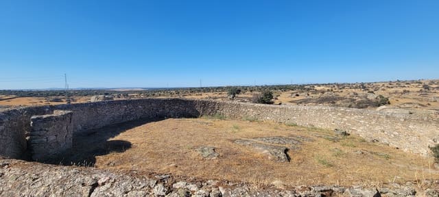 Teren niezagospodarowany na sprzedaż w Trujillo - 148 000 € (Ref: 10093804)