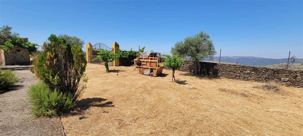 2 bedroom Finca/Country House for rent in Trujillo with garage - € 1,100 (Ref: 10118499)