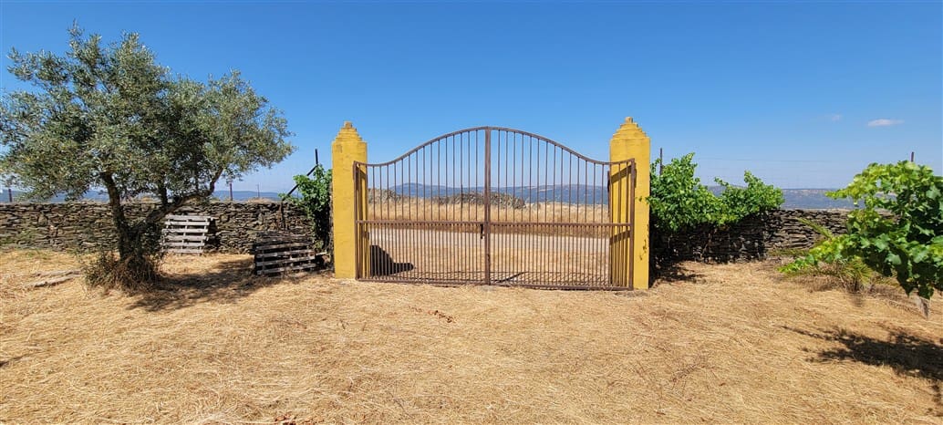 2 bedroom Finca/Country House for rent in Trujillo with garage - € 1,100 (Ref: 10118499)