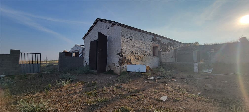 4 soveværelse Finca/Landehus til salg i Trujillo - € 220.000 (Ref: 8594347)