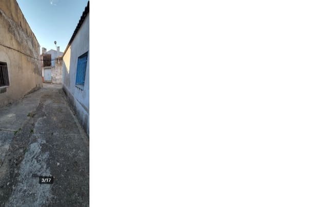 2 bedroom Townhouse for sale in Madroñera - € 26,000 (Ref: 8594479)