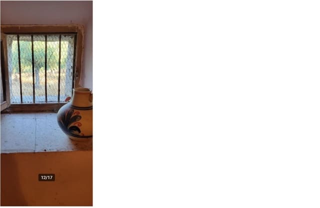 2 bedroom Townhouse for sale in Madroñera - € 26,000 (Ref: 8594479)