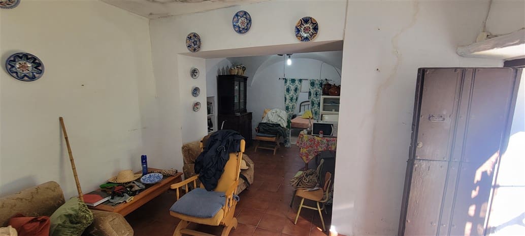 3 soverom Finca/Herregård til salgs i Trujillo med svømmebasseng - € 115 000 (Ref: 8791737)