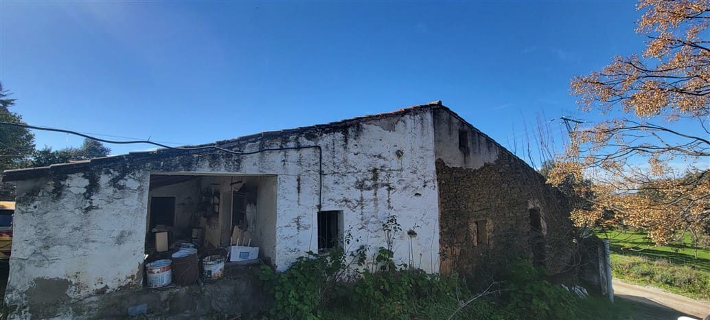 3 soverom Finca/Herregård til salgs i Trujillo med svømmebasseng - € 115 000 (Ref: 8791737)