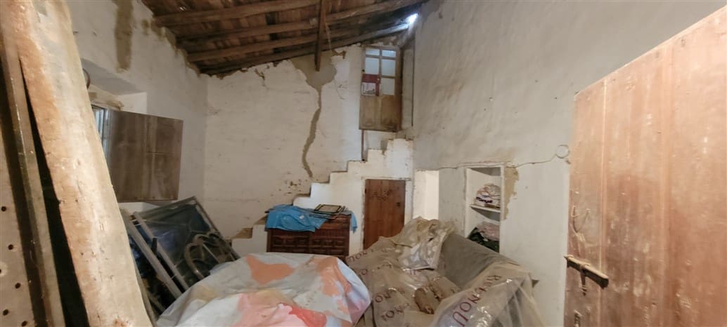 3 soverom Finca/Herregård til salgs i Trujillo med svømmebasseng - € 115 000 (Ref: 8791737)