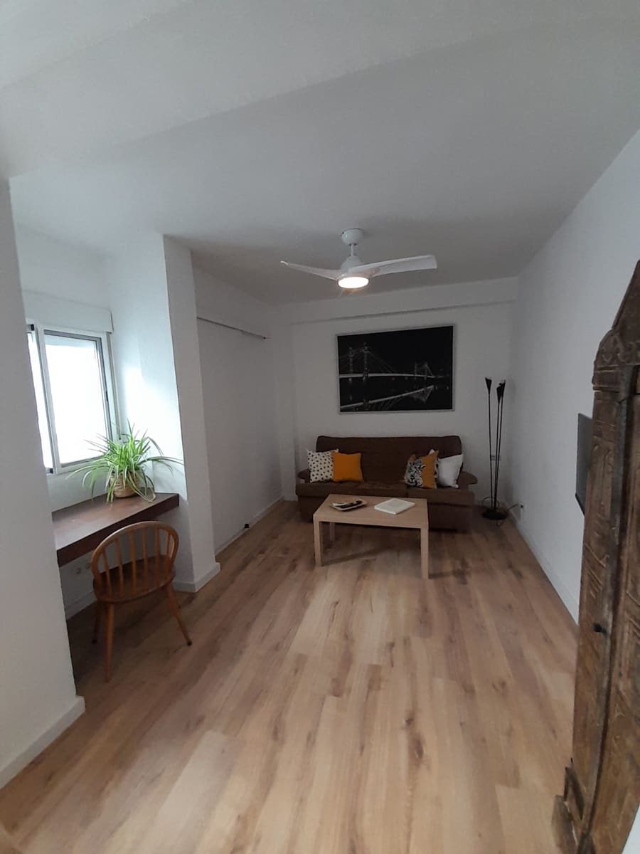1 Zimmer Apartment zu vermieten in Lucena - 450 € (Ref: 8859773)