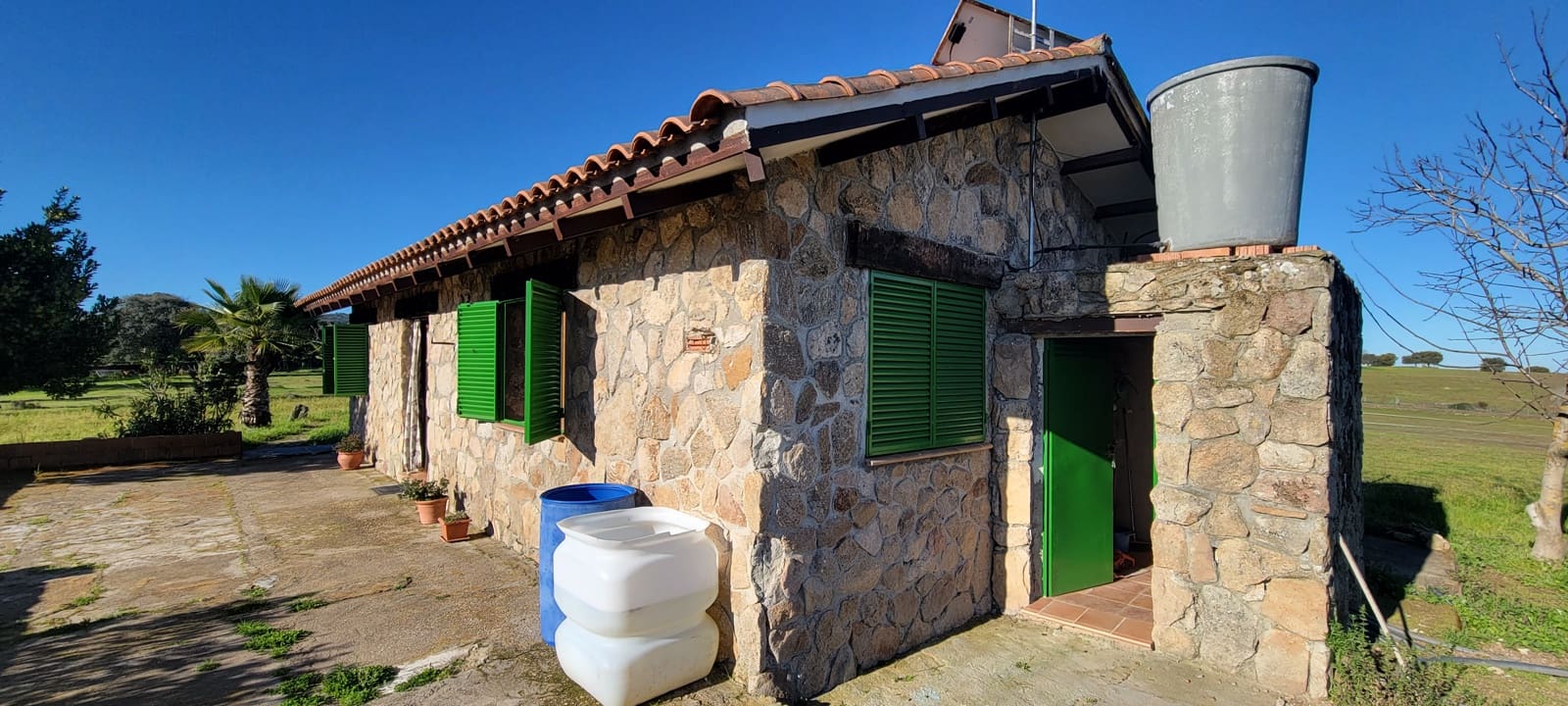 1 soveværelse Finca/Landehus til salg i Trujillo med swimmingpool - € 129.000 (Ref: 8948290)