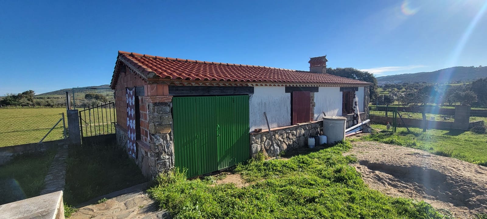 1 soveværelse Finca/Landehus til salg i Trujillo med swimmingpool - € 129.000 (Ref: 8948290)