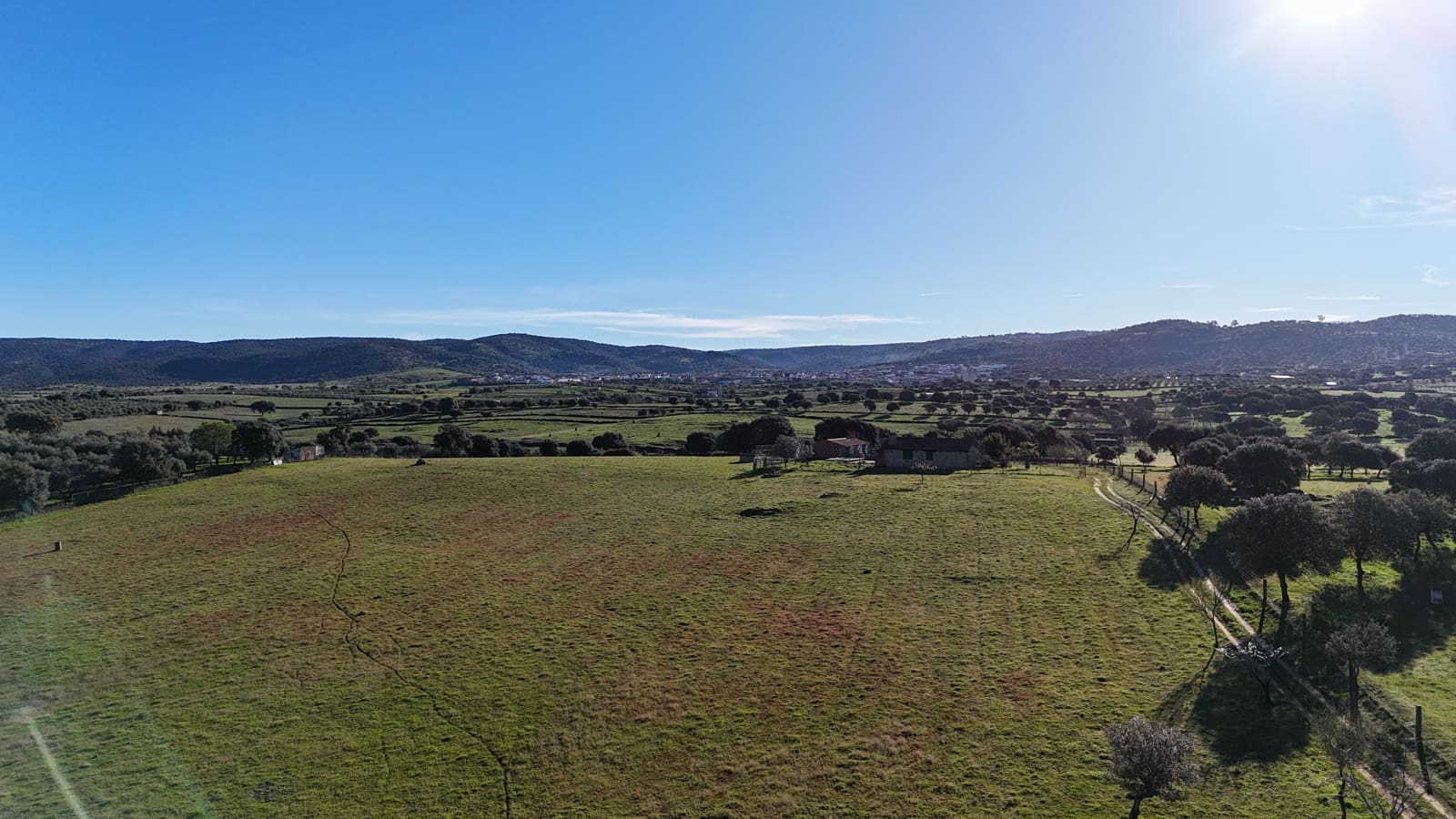 1 soveværelse Finca/Landehus til salg i Trujillo med swimmingpool - € 129.000 (Ref: 8948290)