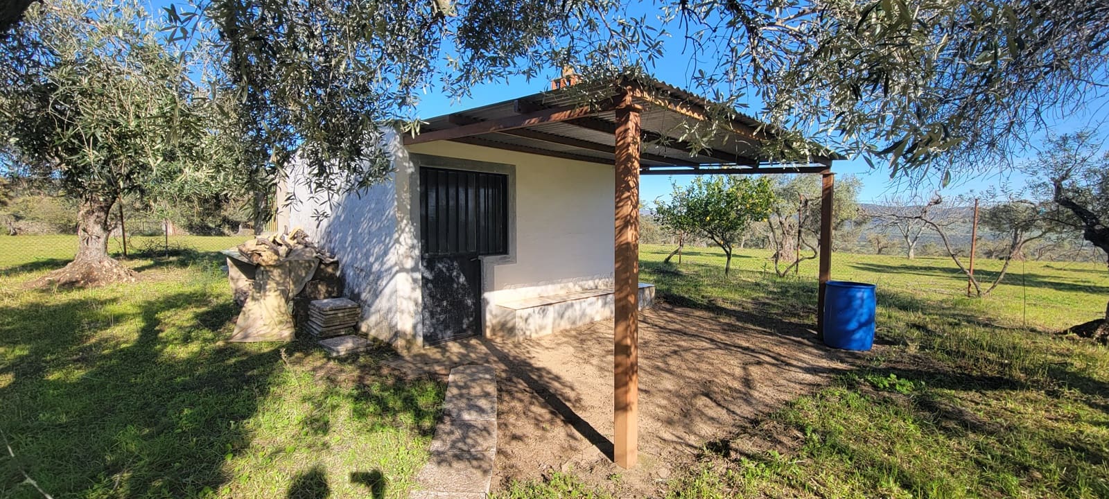 Finca/Landehus til salg i Trujillo - € 84.000 (Ref: 8956852)