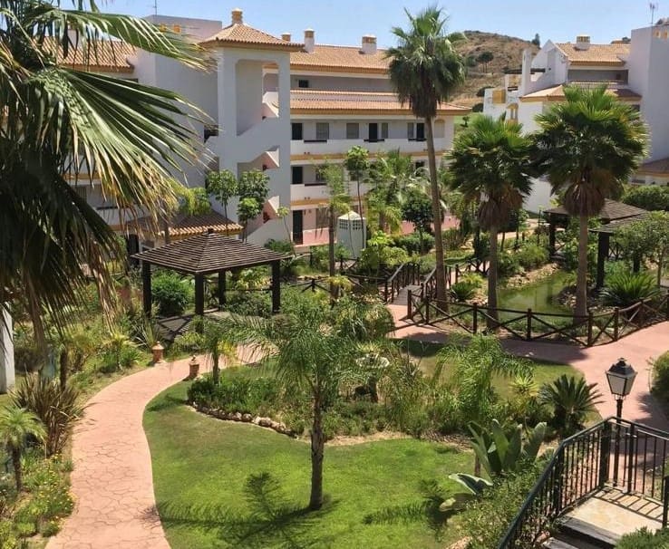 2 sypialnia Apartament na sprzedaż w Mijas z basenem garażem - 330 000 € (Ref: 8987863)