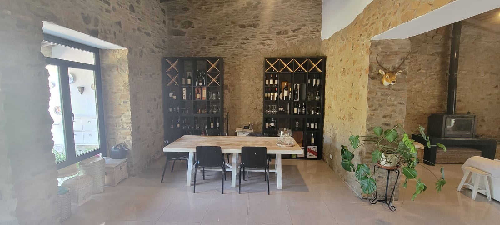3 bedroom Finca/Country House for sale in Trujillo with garage - € 779,000 (Ref: 9007722)