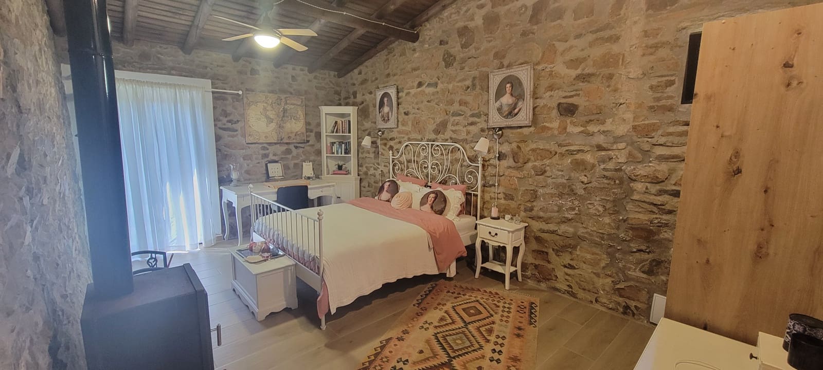 3 bedroom Finca/Country House for sale in Trujillo with garage - € 779,000 (Ref: 9007722)