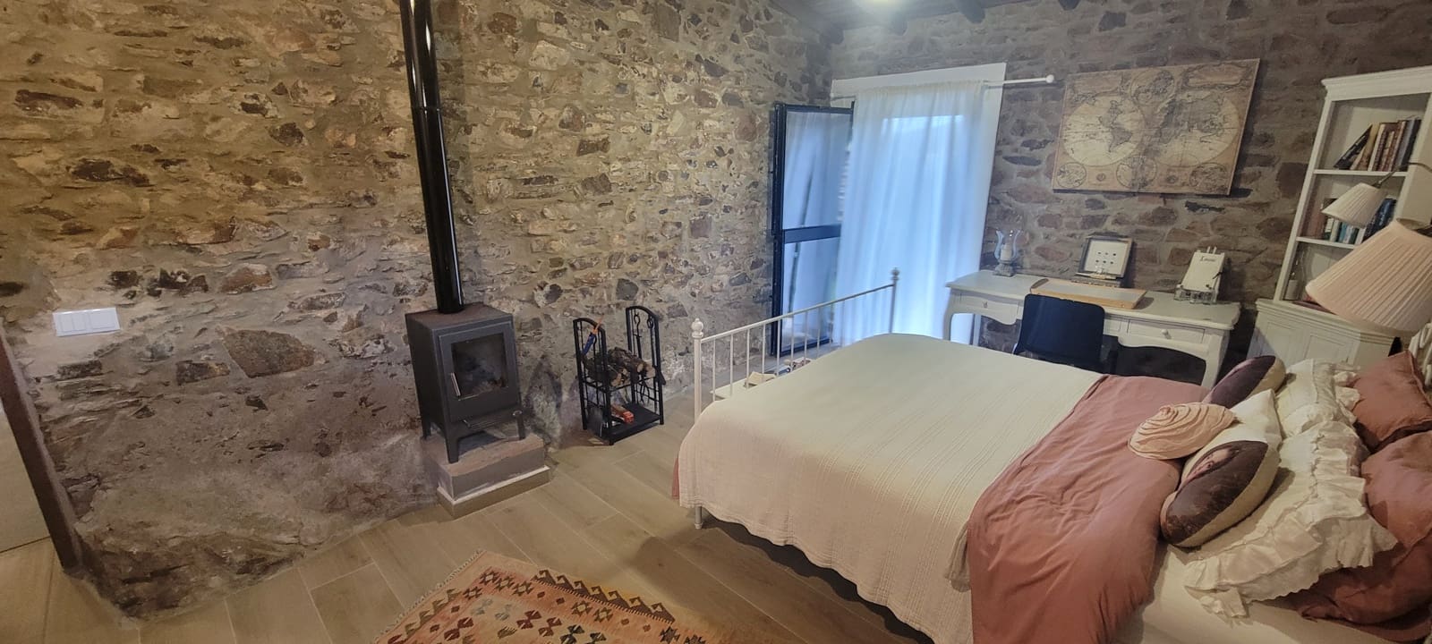3 bedroom Finca/Country House for sale in Trujillo with garage - € 779,000 (Ref: 9007722)