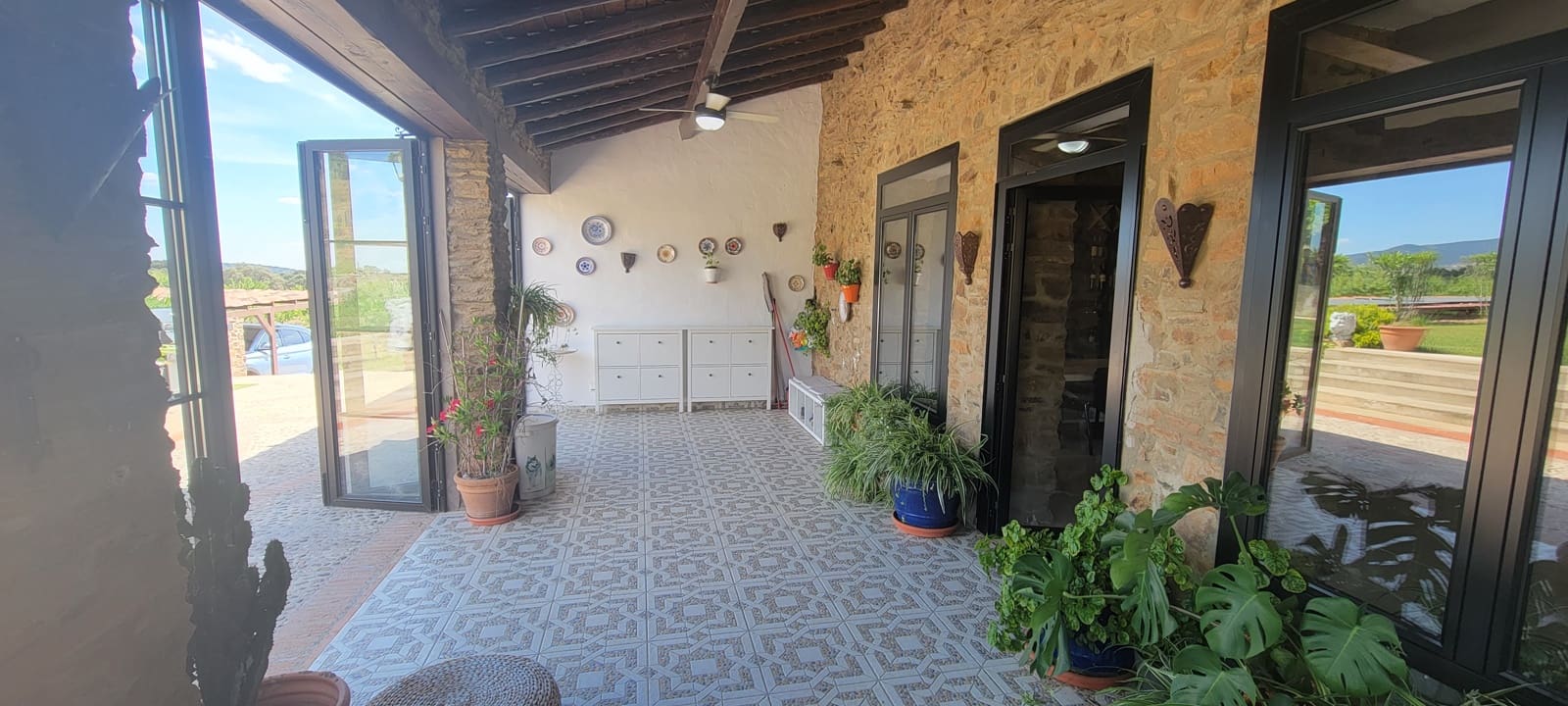 3 bedroom Finca/Country House for sale in Trujillo with garage - € 779,000 (Ref: 9007722)