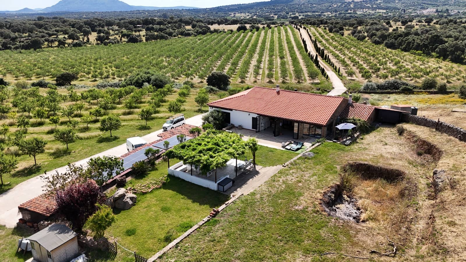 3 bedroom Finca/Country House for sale in Trujillo with garage - € 779,000 (Ref: 9007722)