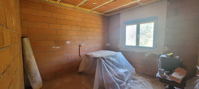 3 chambre Finca/Maison de Campagne à vendre à Trujillo avec garage - 125 000 € (Ref: 9038253)