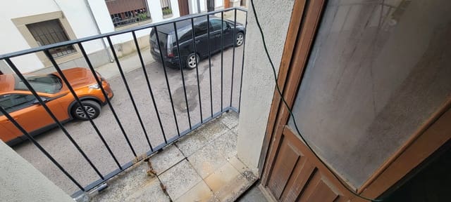 2 bedroom Townhouse for sale in Trujillo - € 35,000 (Ref: 9041915)