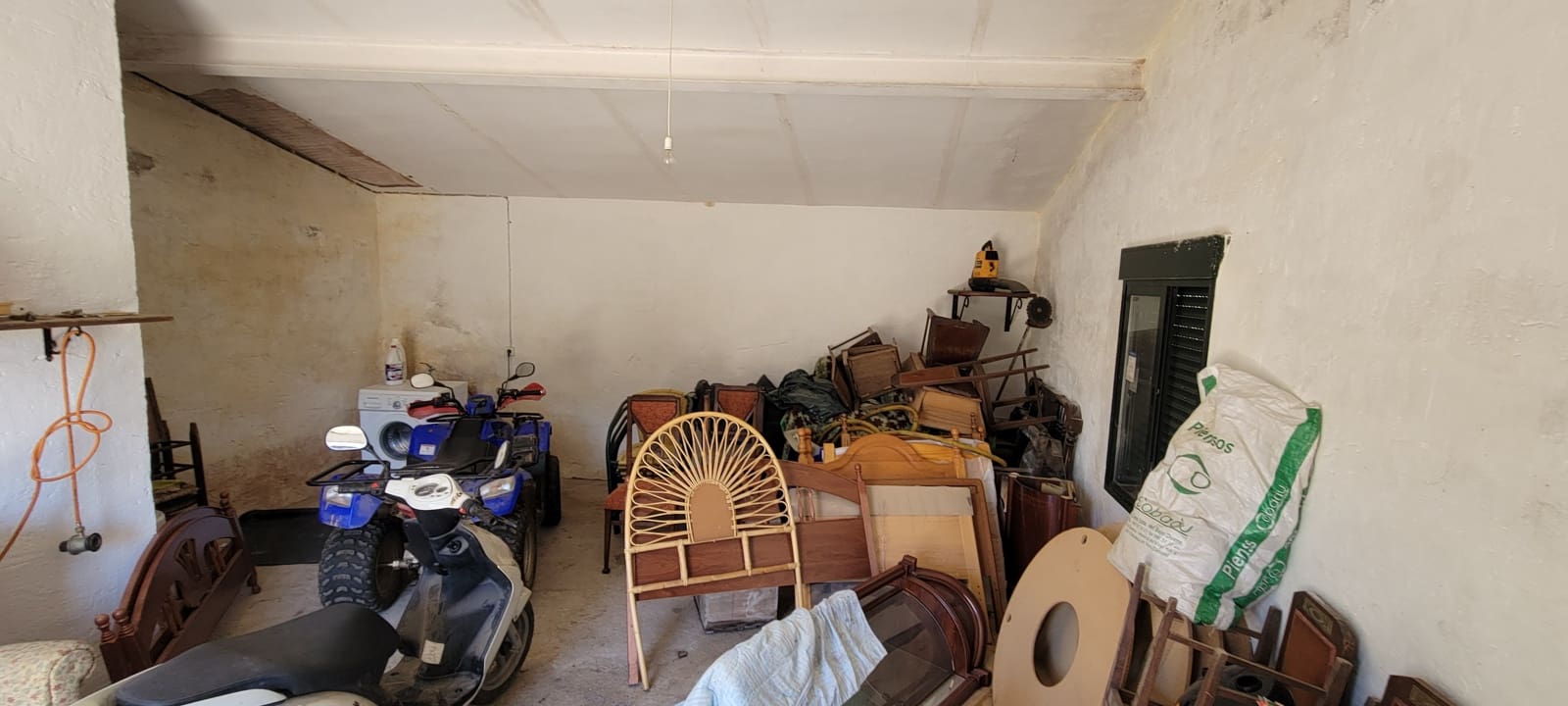 2 bedroom Finca/Country House for sale in Trujillo with garage - € 375,000 (Ref: 9126292)