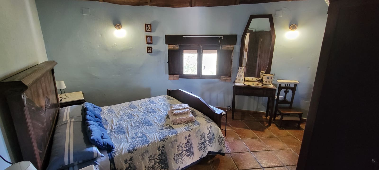 2 bedroom Finca/Country House for sale in Trujillo with garage - € 375,000 (Ref: 9126292)