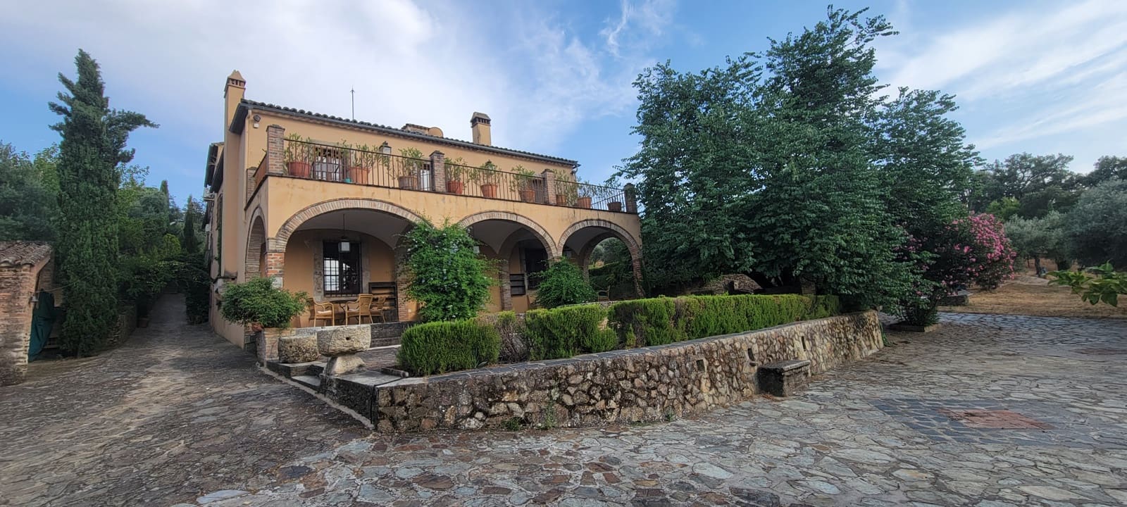 6 bedroom Finca/Country House for holiday rental in Madronera with pool garage - € 1,740 (Ref: 9126418)