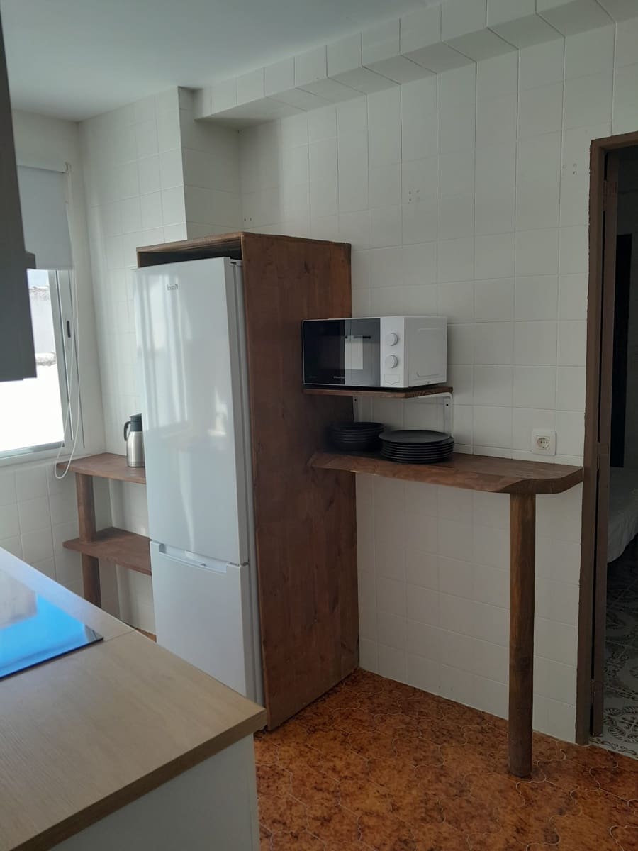 2 bedroom Apartment for rent in Lucena - € 550 (Ref: 9135890)