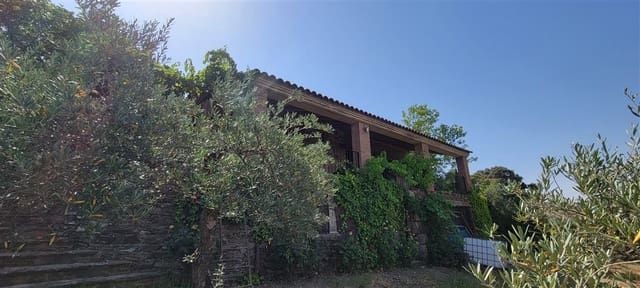 3 chambre Finca/Maison de Campagne à vendre à Trujillo avec piscine - 349 800 € (Ref: 9143680)