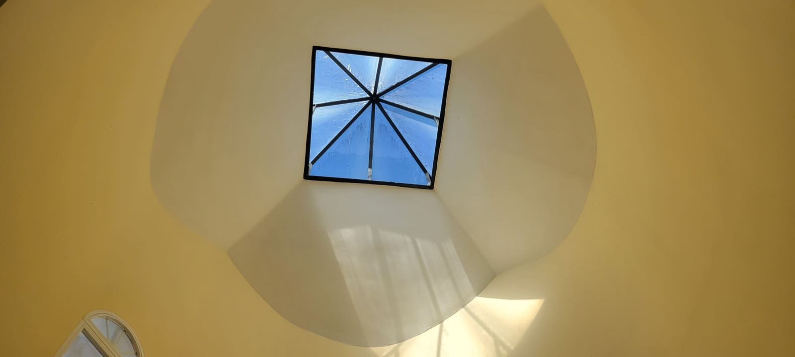 14 soverom Bedrift til salgs i Guadalupe med svømmebasseng garasje - € 750 000 (Ref: 9143729)