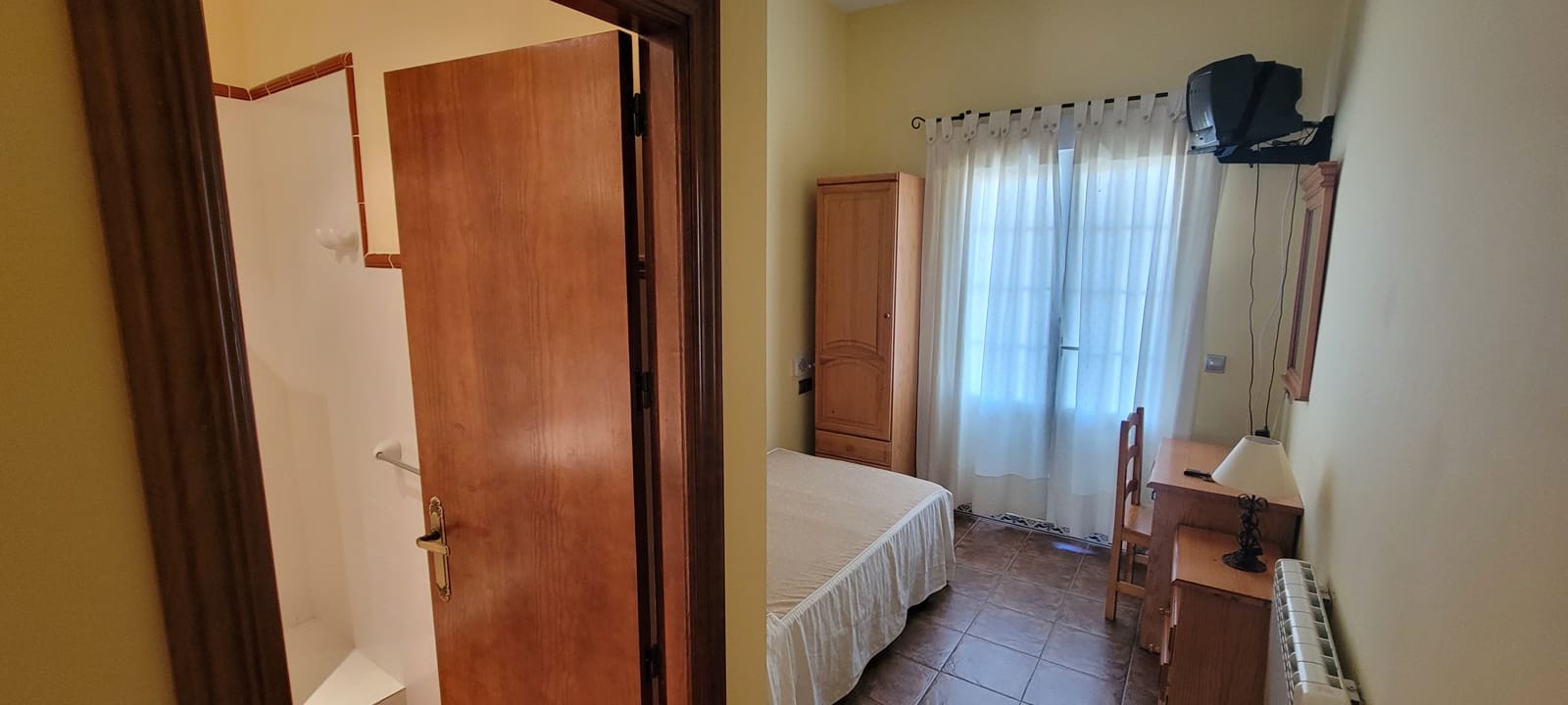 14 soverom Bedrift til salgs i Guadalupe med svømmebasseng garasje - € 750 000 (Ref: 9143729)