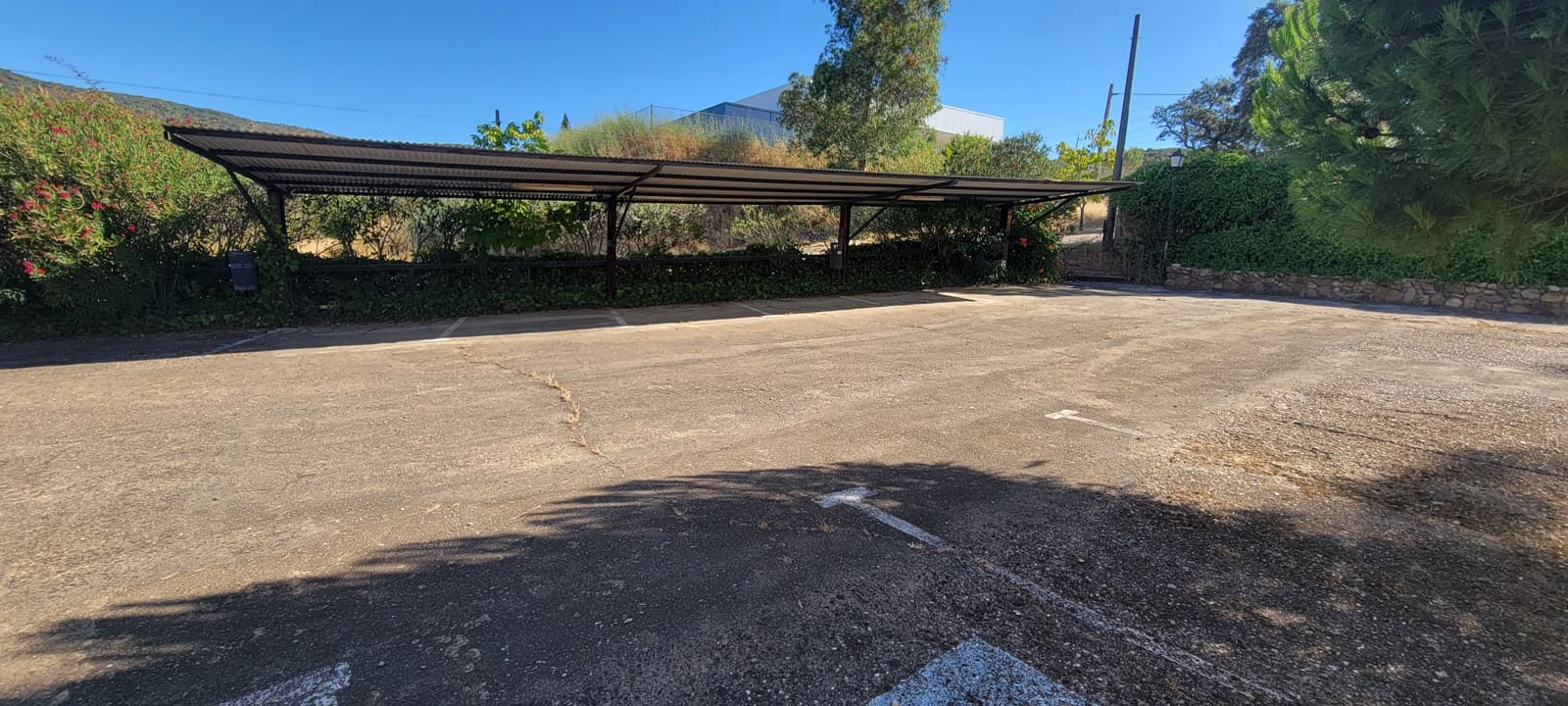 14 soverom Bedrift til salgs i Guadalupe med svømmebasseng garasje - € 750 000 (Ref: 9143729)