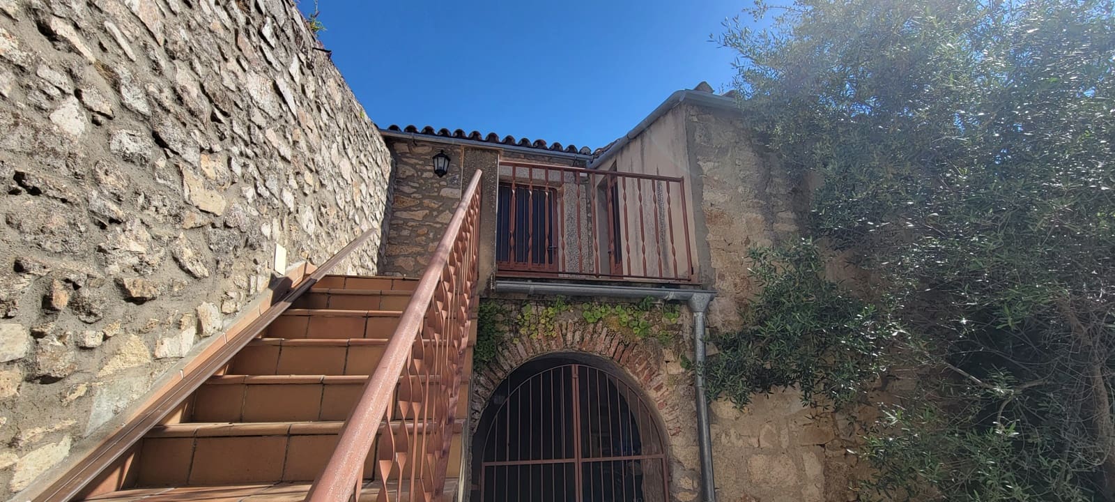 16 bedroom Business for sale in Trujillo - € 990,000 (Ref: 9143756)