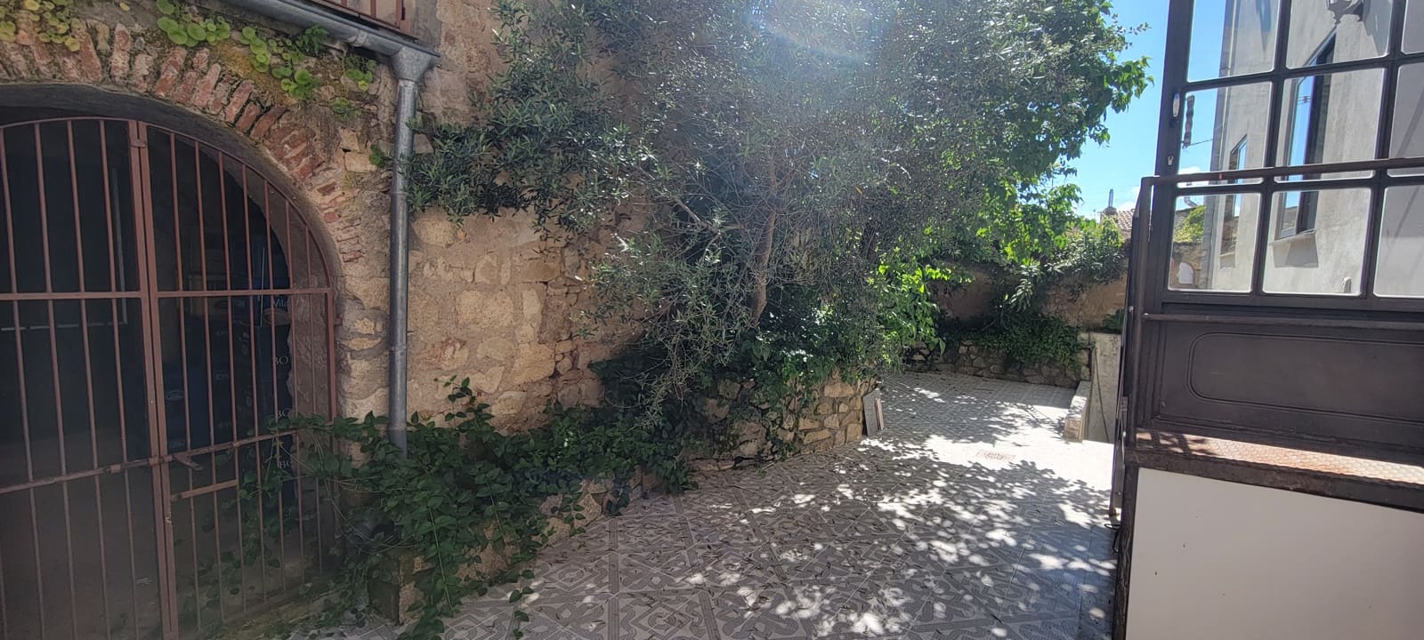 16 bedroom Business for sale in Trujillo - € 990,000 (Ref: 9143756)