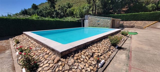 8 chambre Finca/Maison de Campagne à vendre à Guadalupe avec piscine garage - 228 950 € (Ref: 9146273)