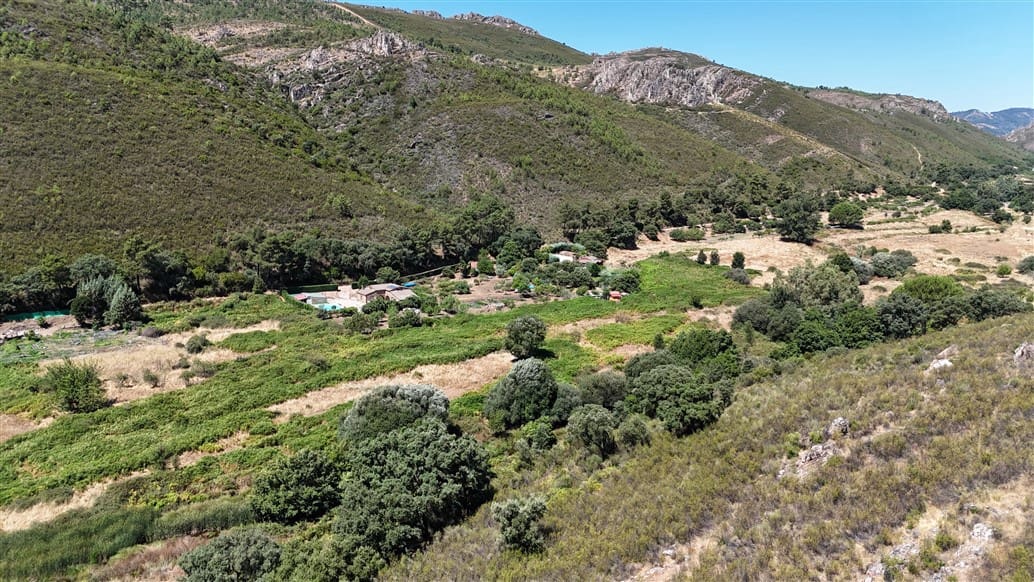 8 soveværelse Finca/Landehus til salg i Guadalupe med swimmingpool garage - € 228.950 (Ref: 9146273)