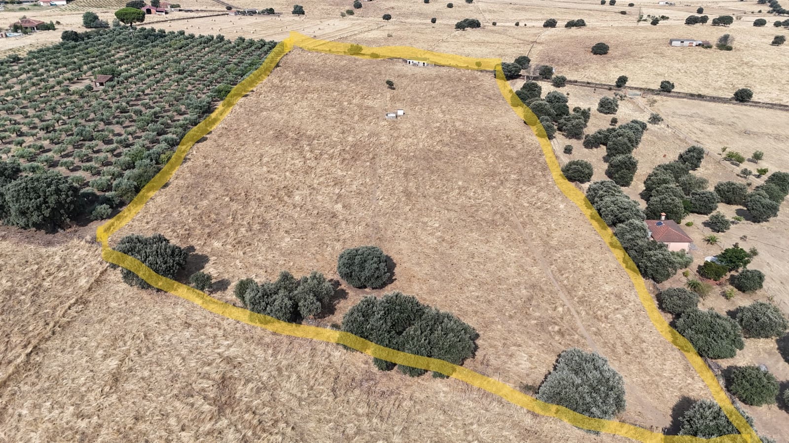 Finca/Landehus til salg i Trujillo med swimmingpool garage - € 56.000 (Ref: 9161932)