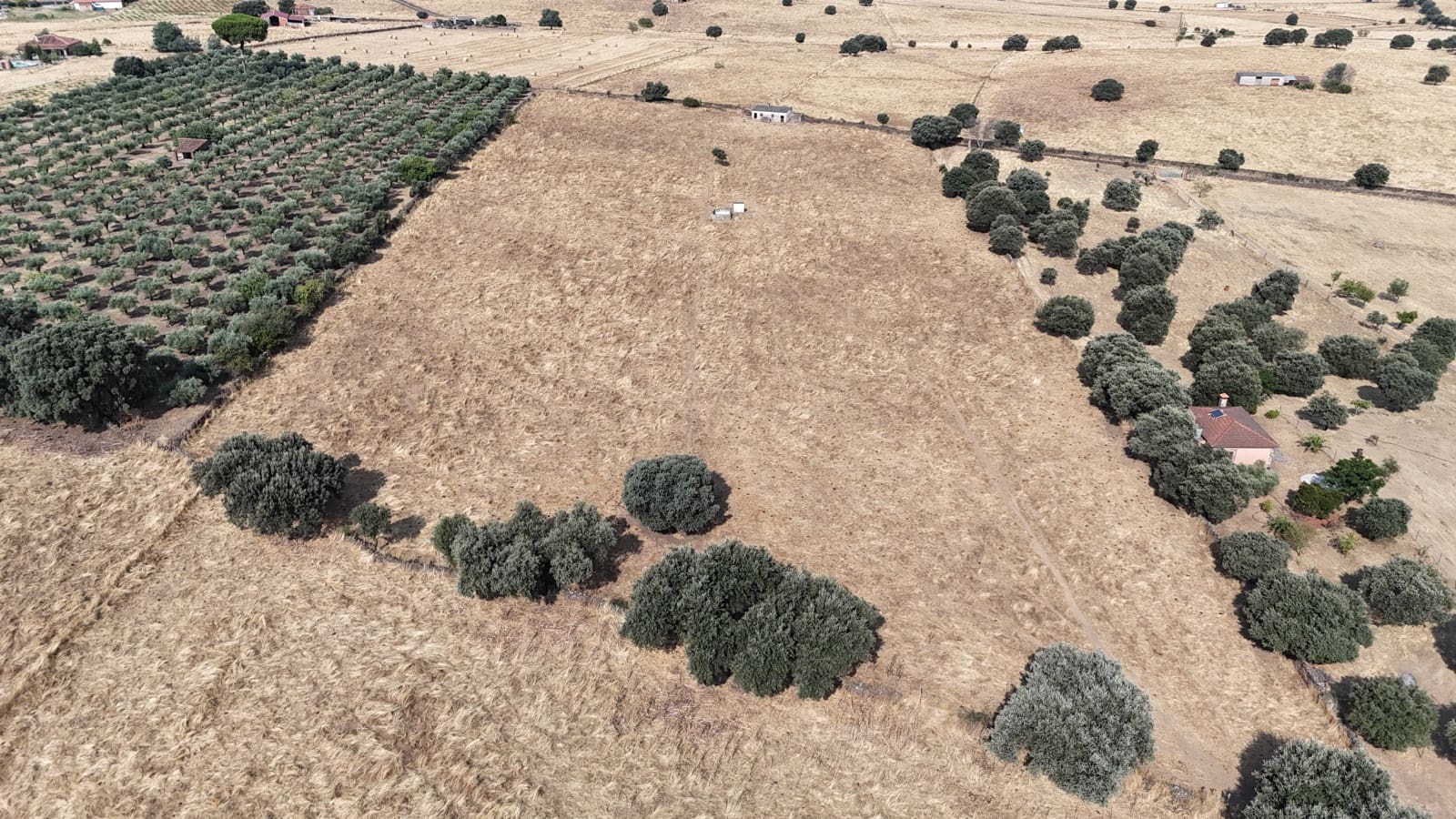 Finca/Landehus til salg i Trujillo med swimmingpool garage - € 56.000 (Ref: 9161932)