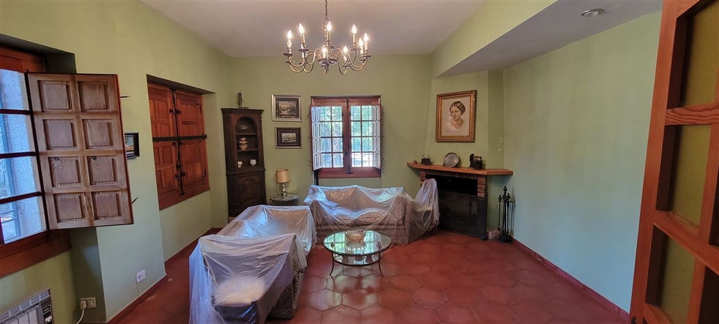 Villa til salgs i Trujillo med svømmebasseng garasje - € 850 000 (Ref: 9177590)