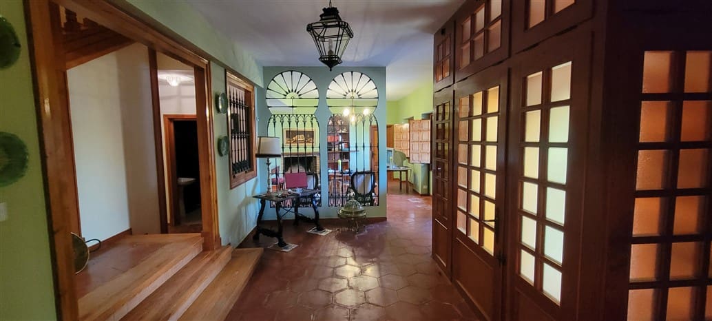 Villa til salgs i Trujillo med svømmebasseng garasje - € 850 000 (Ref: 9177590)