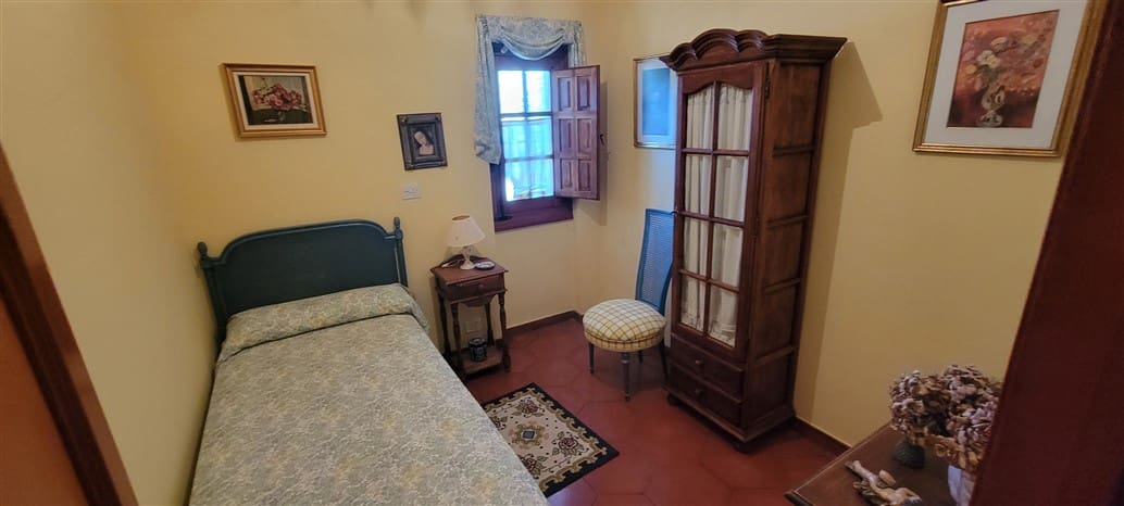 Villa til salgs i Trujillo med svømmebasseng garasje - € 850 000 (Ref: 9177590)