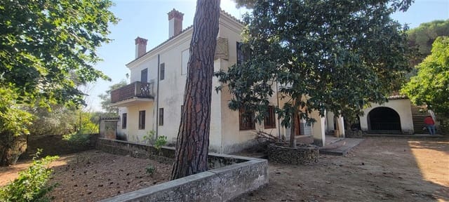 Villa till salu i Trujillo med pool garage - 850 000 € (Ref: 9177590)