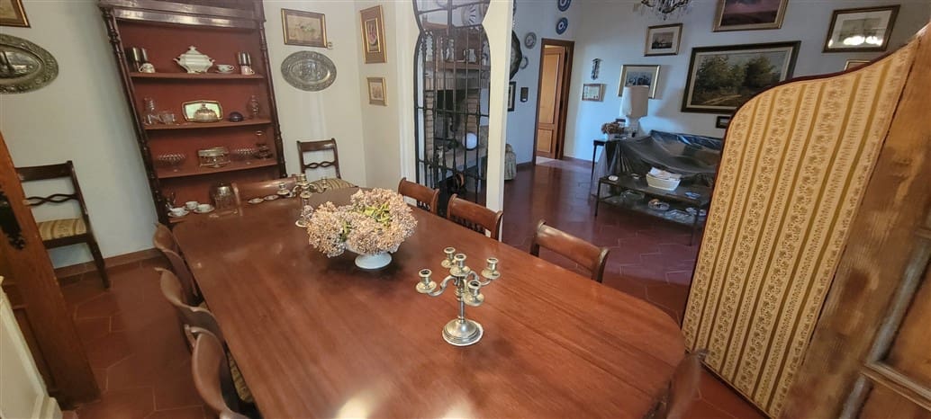 Villa til salgs i Trujillo med svømmebasseng garasje - € 850 000 (Ref: 9177590)