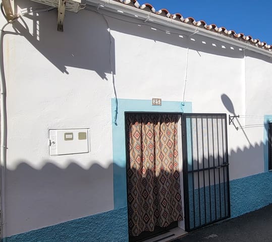 2 bedroom Townhouse for sale in Trujillo - € 38,000 (Ref: 9177591)