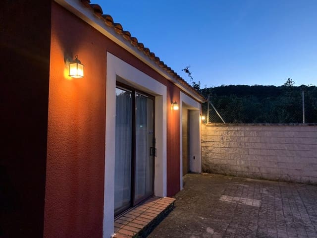 3 bedroom Finca/Country House for holiday rental in Trujillo with pool garage - € 540 (Ref: 9184723)