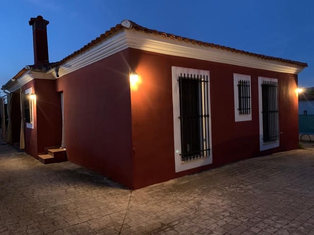 3 bedroom Finca/Country House for holiday rental in Trujillo with pool garage - € 540 (Ref: 9184723)
